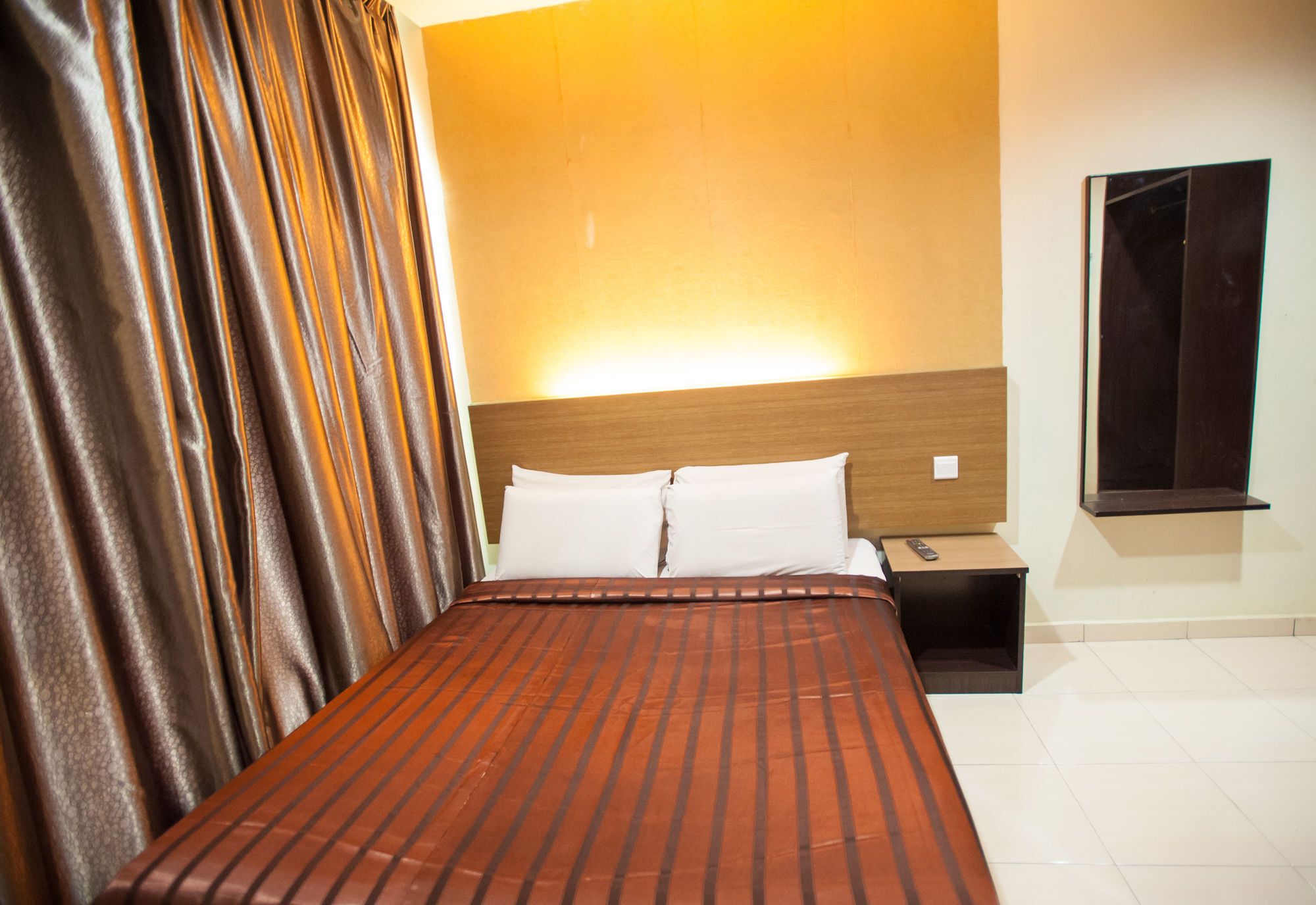 Dj Citi Point Hotel Kuala Terengganu Eksteriør bilde